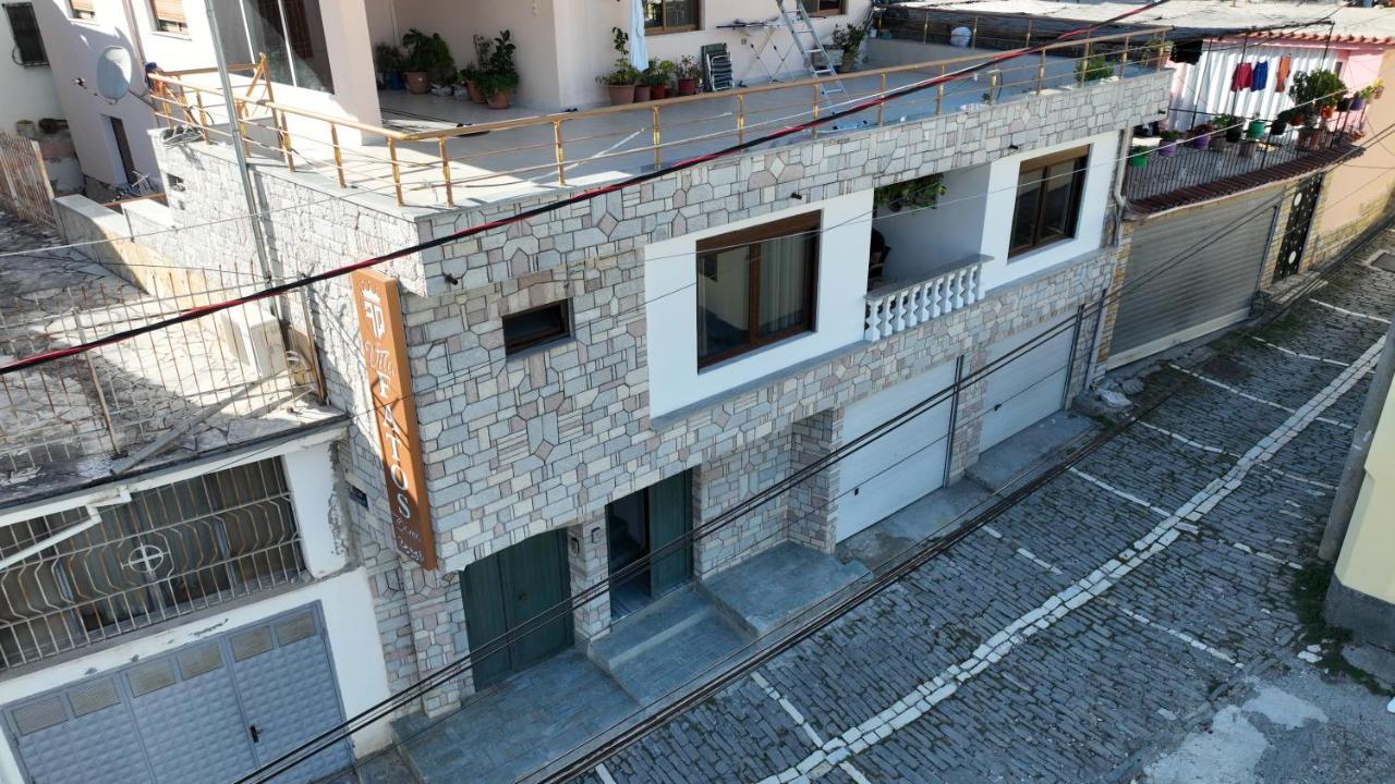 Vila Fatos Qama Берат Екстер'єр фото